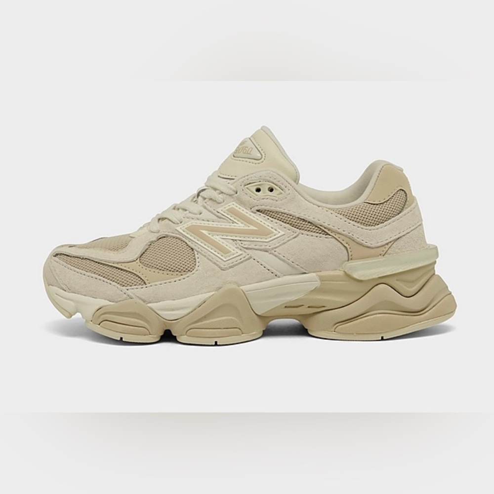 New Balance 9060 Beige White barely worn